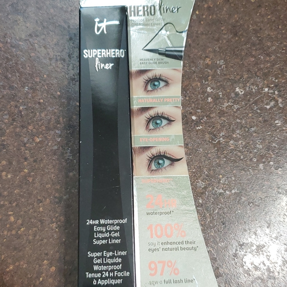It superhero liner